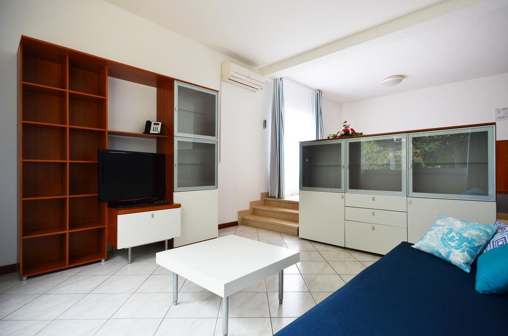 Verudela Villas Пула Экстерьер фото